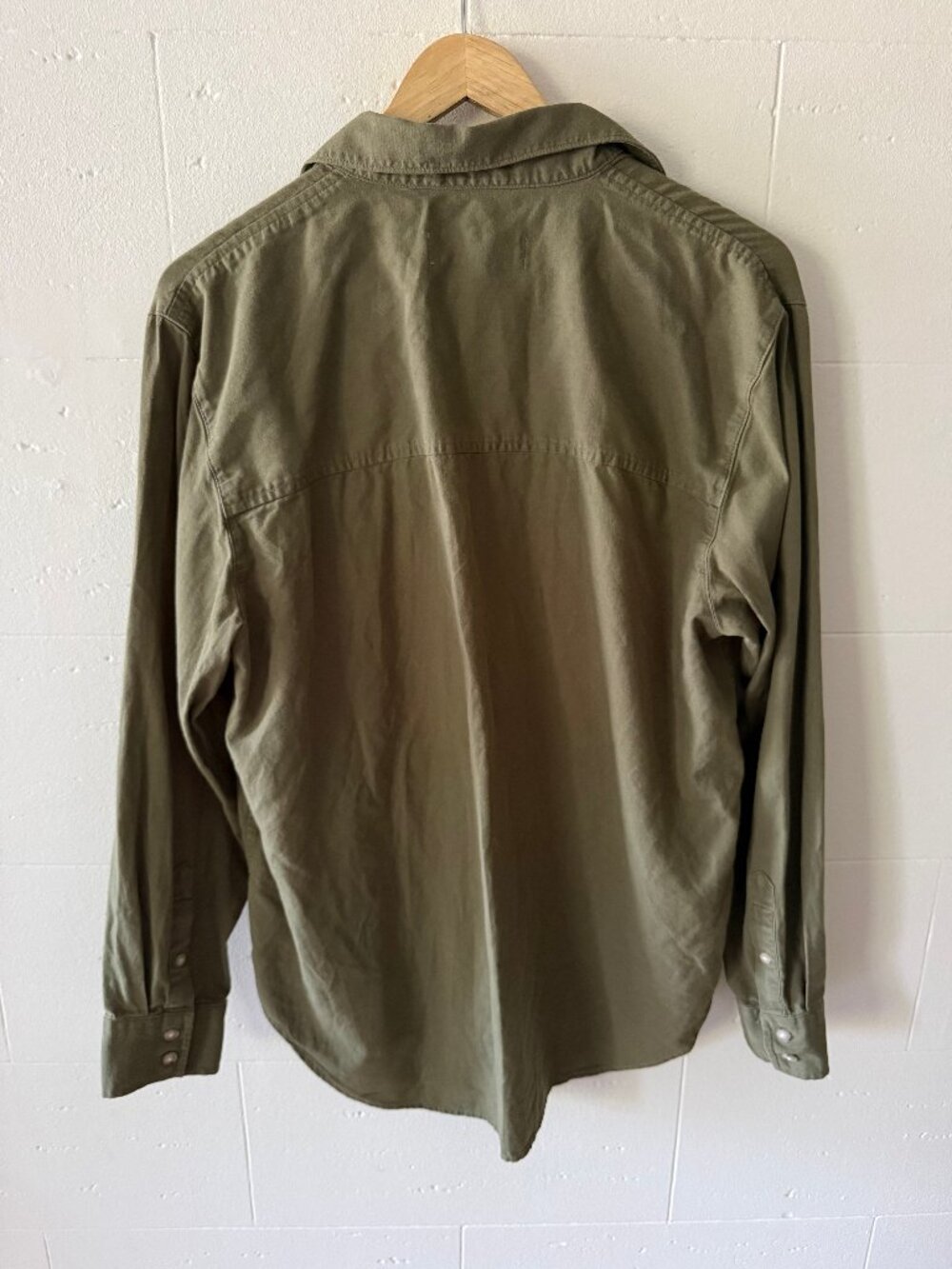 Denim Forum Aritzia | Khaki The Jane Longsleeve Shirt | Oversized Button | Small - Picture 10 of 10